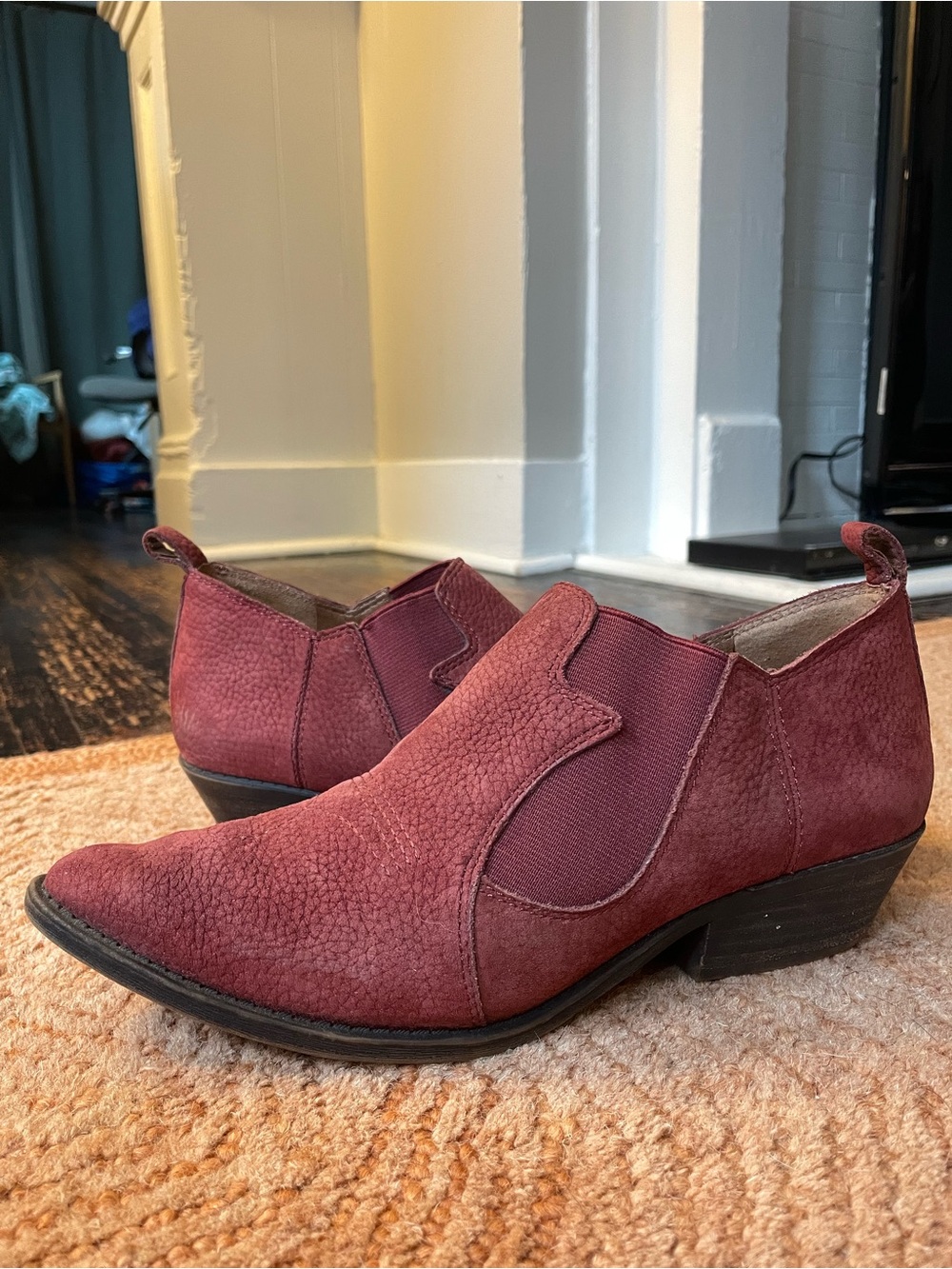 Lucky Brand Women's Burgundy Suede Chelsea Ankle Booties